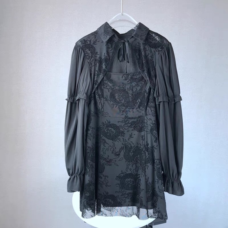 Đầm nhung đen HM