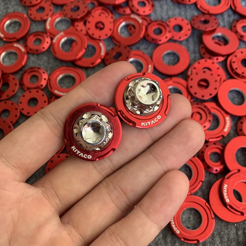 Lông đền đỏ nhôm cnc kitaco 6li 8li gắn dàn áo xe máy, mẫu dày cao cấp