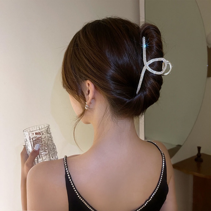 Kẹp Tóc Hình Con Cua Đính Đá Sang Trọng Cho Nữ
