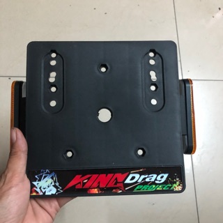 Đế bảng số kèm mắt mèo phản quang king drag