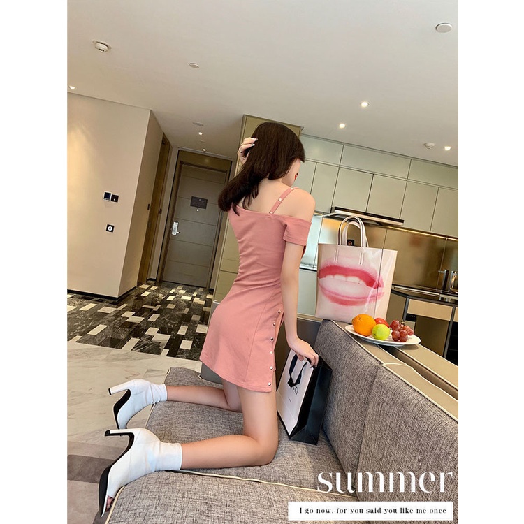 Đầm Lệch Vai Phối Nút Kim Loại Ngắn Tay Lệch Vai 35-65KG C8637