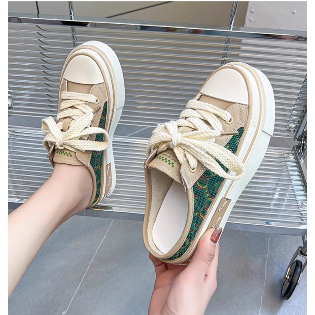 Giày Sục thể thao nữ đế cao su êm viền màu Xanh phối chữ GGD siêu hot EH20