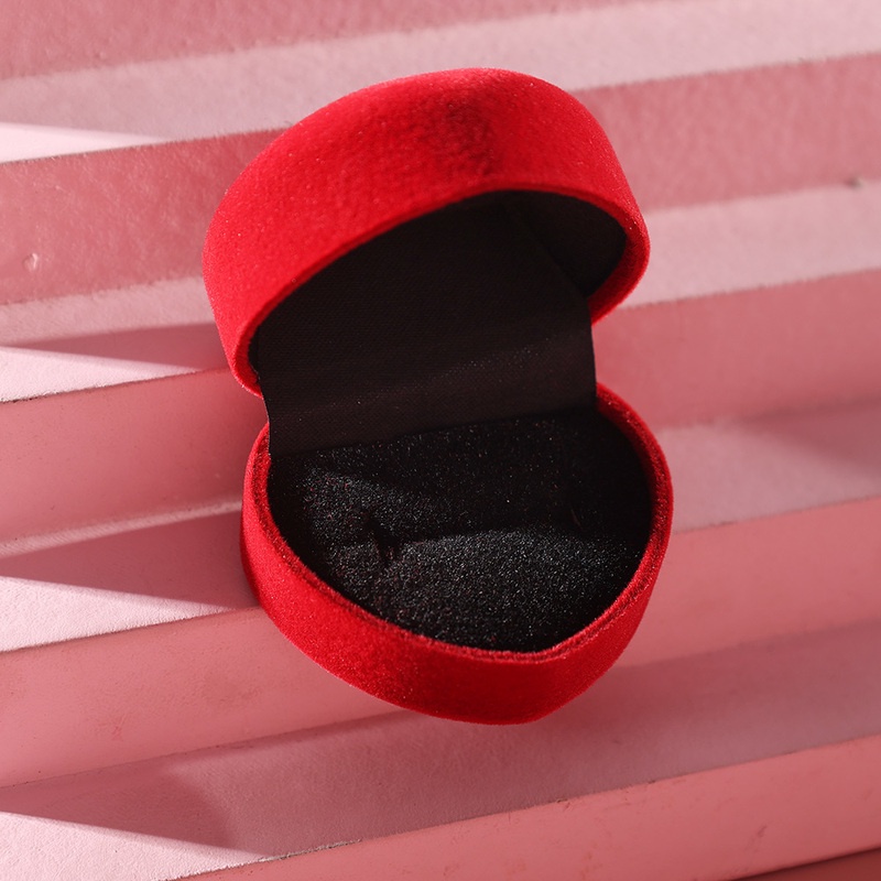 Hộp đựng trang sức hình trái tim mini bằng vải nhung