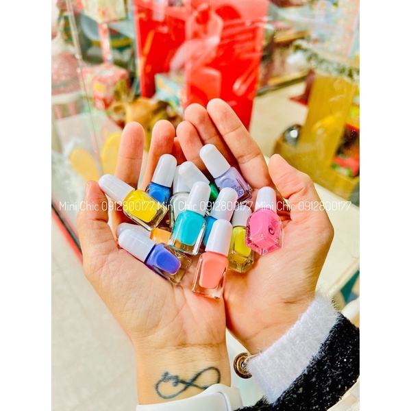 Sơn móng tay an toàn cho bé