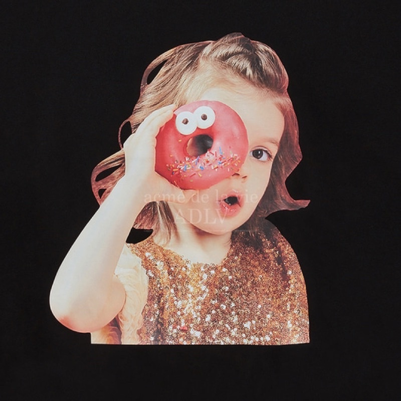 [Nỉ bông cao cấp] Áo hoodie ADLV in hình bé gái cầm 1 bái donut