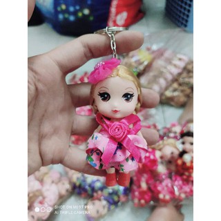 Móc đeo chìa khoá búp bê váy ngắn