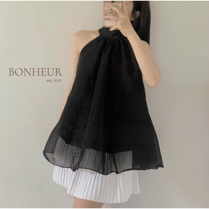 SET ÁO ĐEN CỔ YẾM NƠ CỔ + CHÂN VÁY TRẮNG DẬP LY
