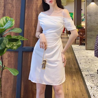 Váy rớt vai lệch