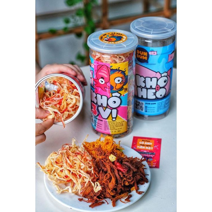 [Mã GROXUAN1 giảm 8% đơn 150K] Khô gà mix khô heo mực DumBum 3 vị trong 1 hộp 280g đồ ăn vặt Sài Gòn vừa ngon vừa rẻ | BigBuy360 - bigbuy360.vn