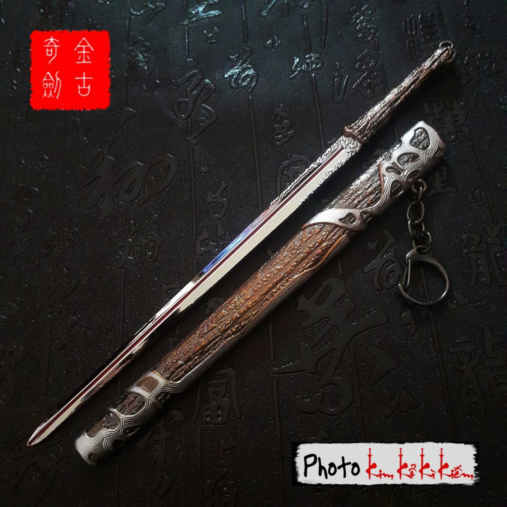 Mô hình kiếm Tùy Tiện - Trần Tình Lệnh