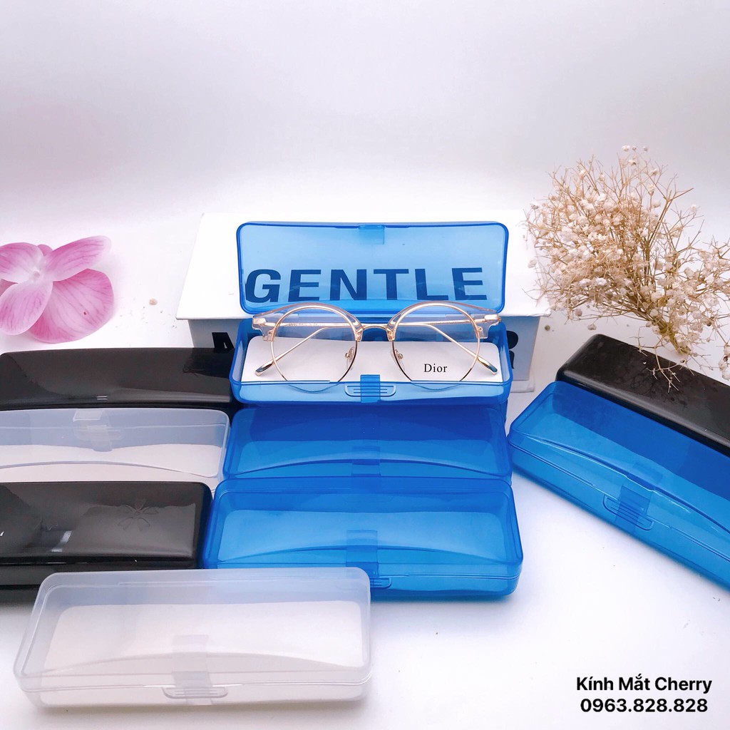 Hộp nhựa đựng kính cận