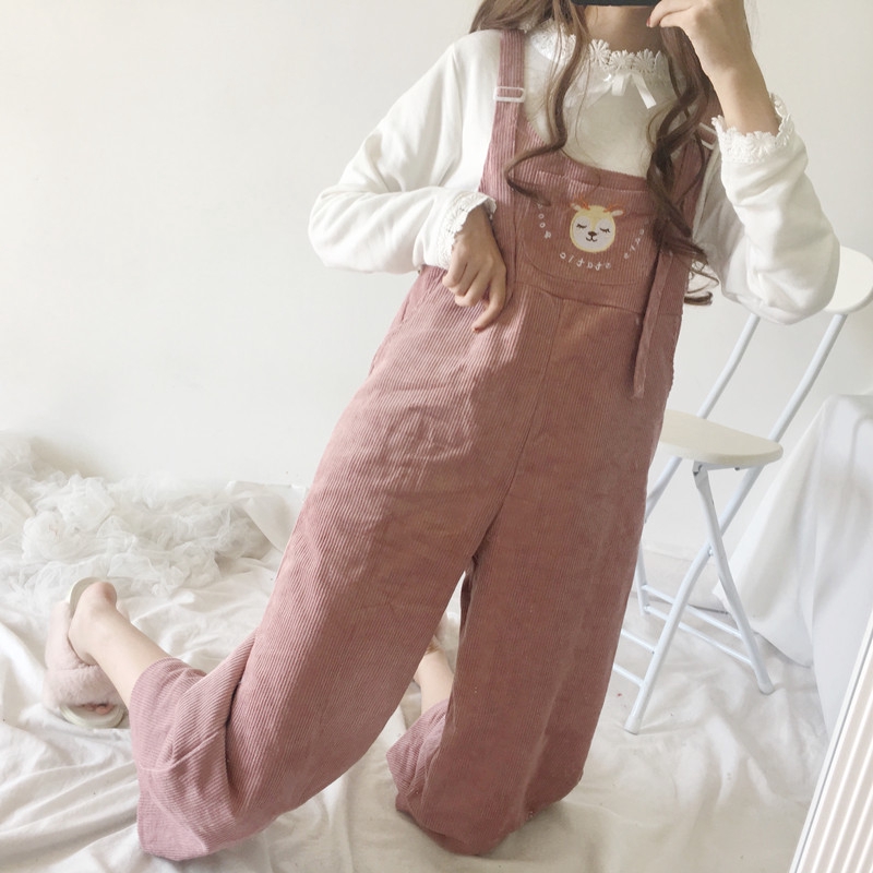 (Ảnh thật) Yếm hồng Nhật Bản cô gái nhỏ tươi mát ngọt ngào phim hoạt hình thêu vải nhung giản dị quần ống rộn