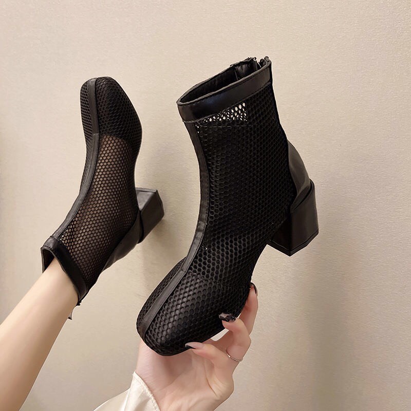 Bốt da đế vuông 5cm phối vải lưới đi thoáng chân B019