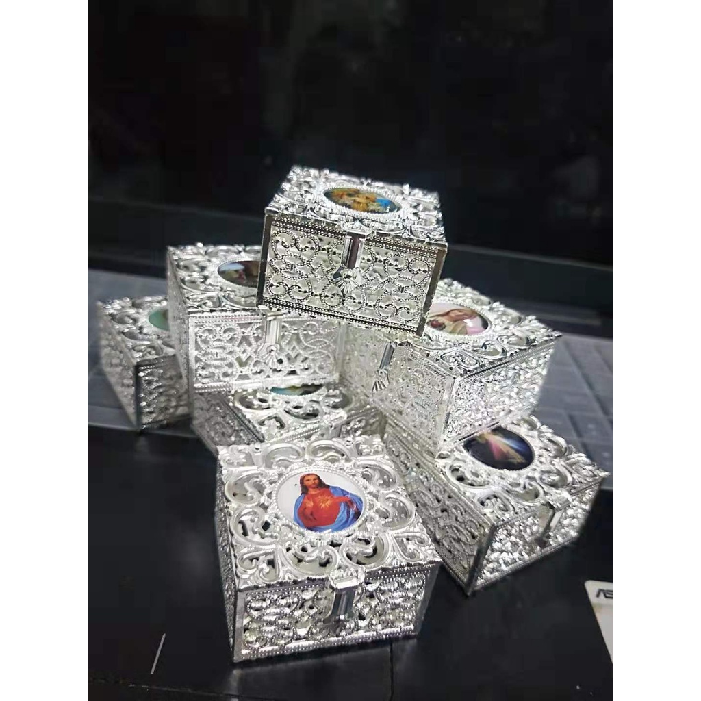 Hộp đựng tràng hạt, chuỗi Mân Côi làm quà tặng