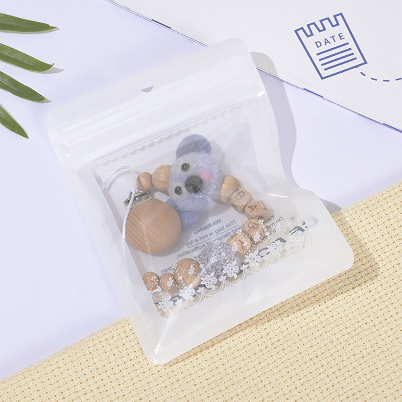 Giá Đỡ Núm Vú Giả Xỏ Hạt Bằng Gỗ + Gấu Koala Thiết Thực