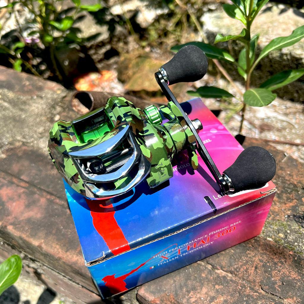 Máy ngang câu lure màu xnah Bộ Đội chất liệu hợp kim thép