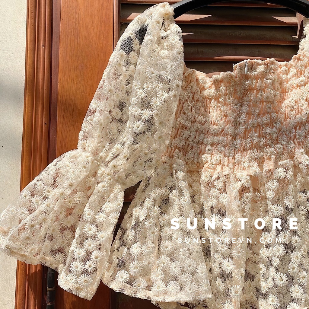 Áo trễ vai nữ cúp ngực tay phồng hoa ren tay loe Yuyu top
