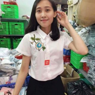 Sơ mi cộc tay thêu hoa UNI