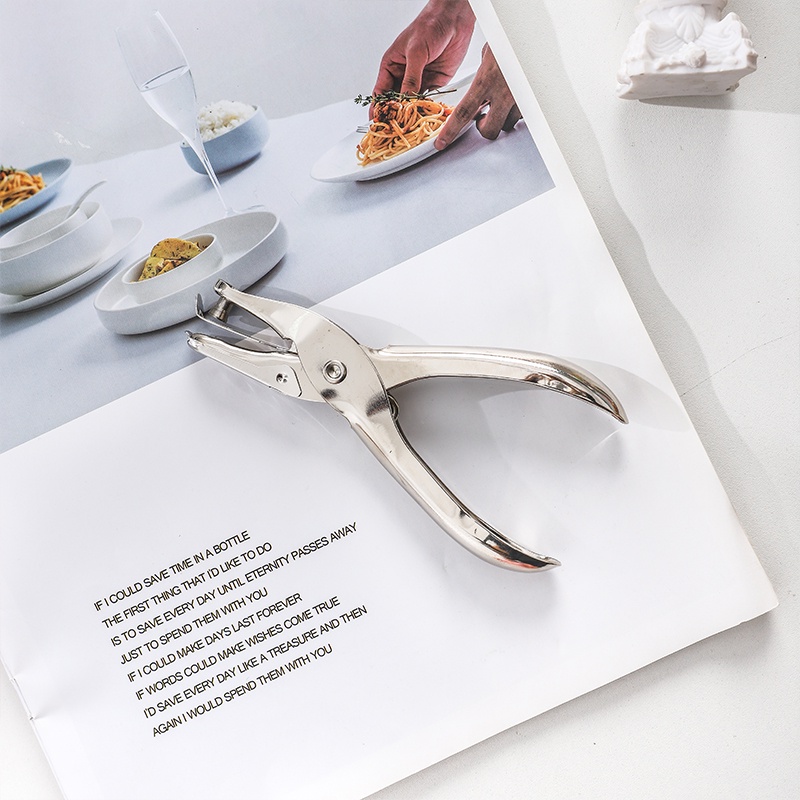 Kìm bấm lỗ 6mm bằng bạc tiện dụng