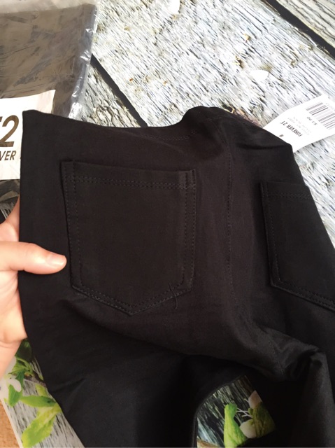 Quần legging umi Fendi cao cấp | BigBuy360 - bigbuy360.vn