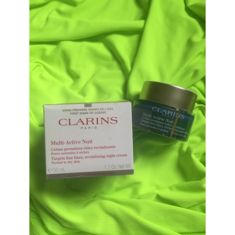 Kem dưỡng da Clarins
