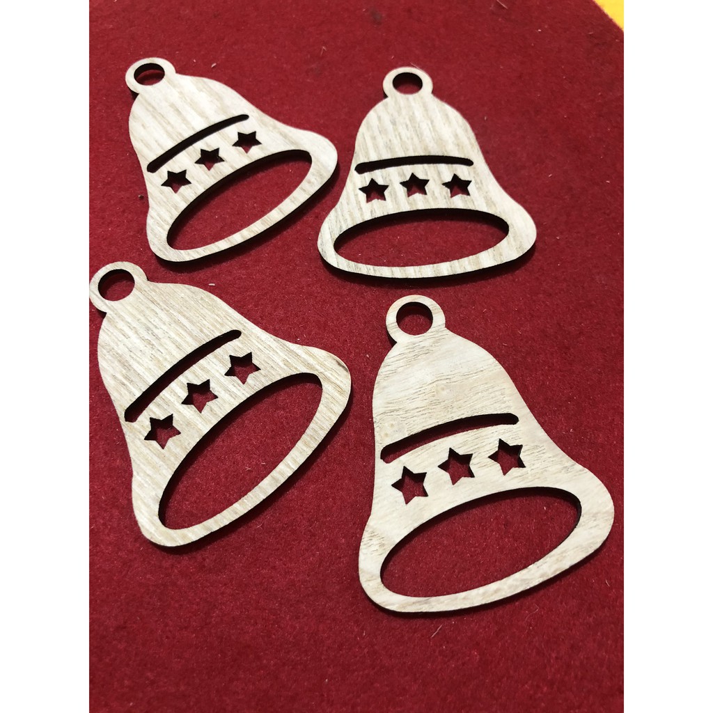 Phụ Kiện Trang Trí Noel, Giáng Sinh, Năm Mới Bộ 6 Hình Qủa Chuông Gỗ Xâu Dây Treo Sẵn