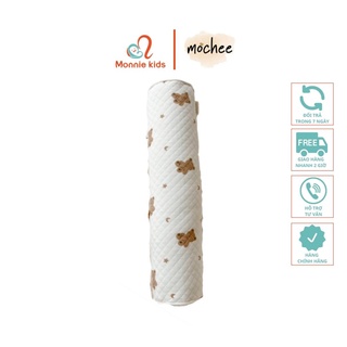 Gối ôm Mochee lụa cotton họa tiết hình gấu cho bé - Monnie Kids