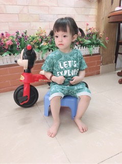 Set quần áo xanh lá H&M