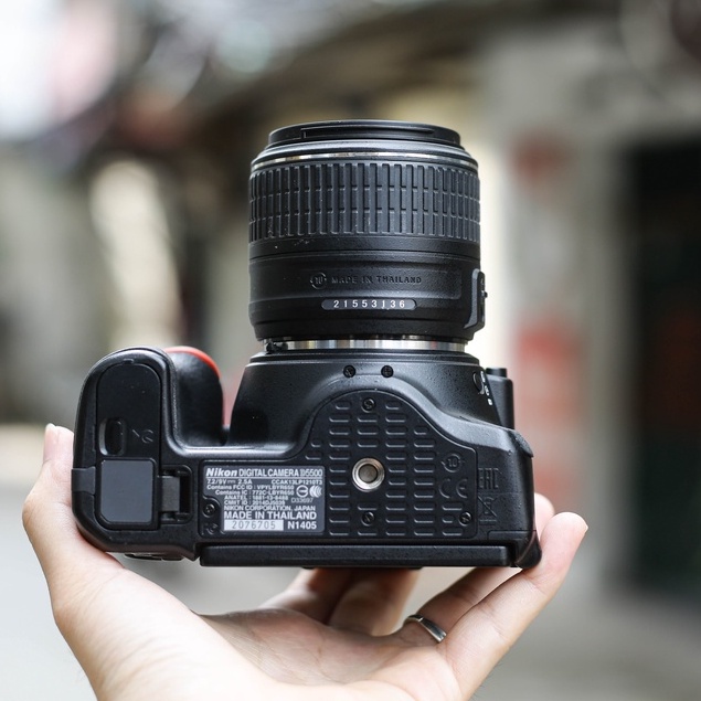 Bộ máy ảnh Nikon D5500 kèm ống kính AF-S NIKKOR 18-55mm F3.5-5.6 VR II
