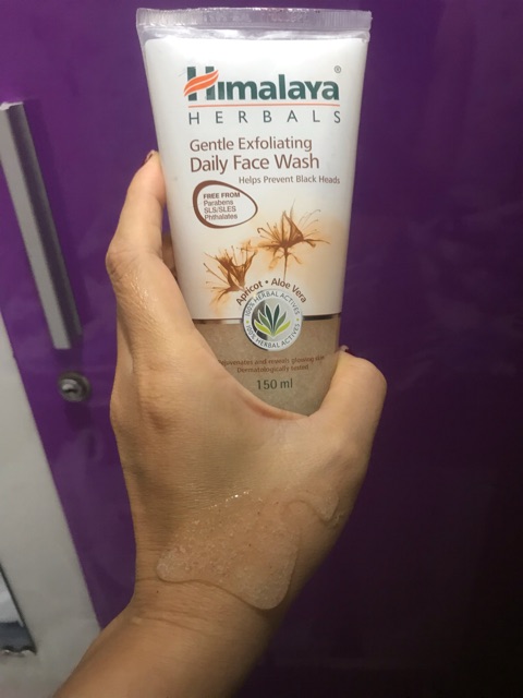 Himalaya sữa rửa mặt tẩy tế bào chết hàng ngày ngừa mụn đầu đen, xuất xứ Ấn Độ, thanh lý, dọn kho