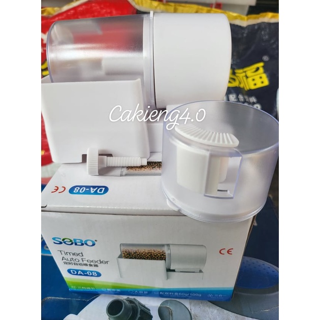 Máy cho cá ăn tự động hẹn giờ SOBO DA-08 cho cá