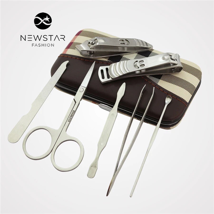 Bộ bấm móng tay 12 món