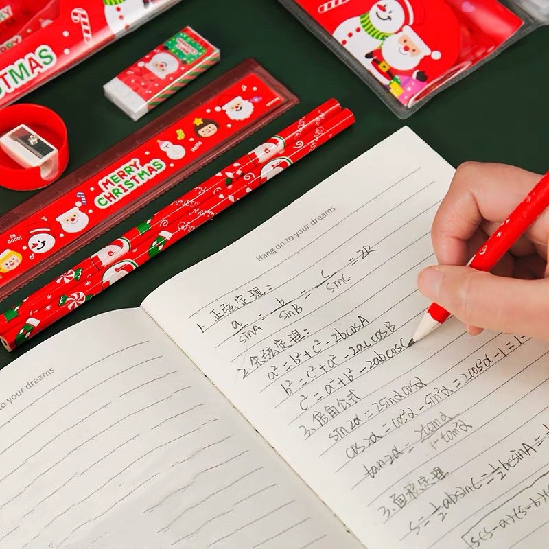 Set Dụng Cụ Học Tập Cho Bé Quà Tặng Giáng Sinh ❤️ FREESHIP❤️ Gồm Bút Chì Tẩy Thước Gọt Bút Chì ❤️ Momomart