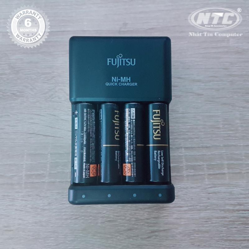 Bộ box sạc kèm 4 pin AA Fujitsu 2450mAh hỗ trợ sạc nhanh Quick charge