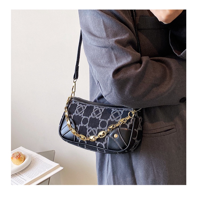 Túi Đeo Vai Dáng Vuông Nhỏ In Họa Tiết Thời Trang Trẻ Trung