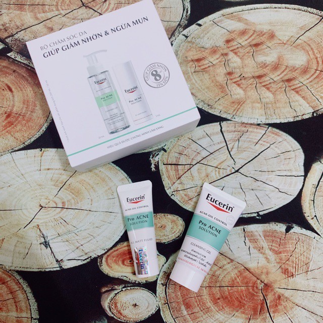 Sample Eucerin Kem Dưỡng Giúp Giảm Dầu Và Mụn Eucerin Pro Acne Solution A.I Matt Fluid 5ML