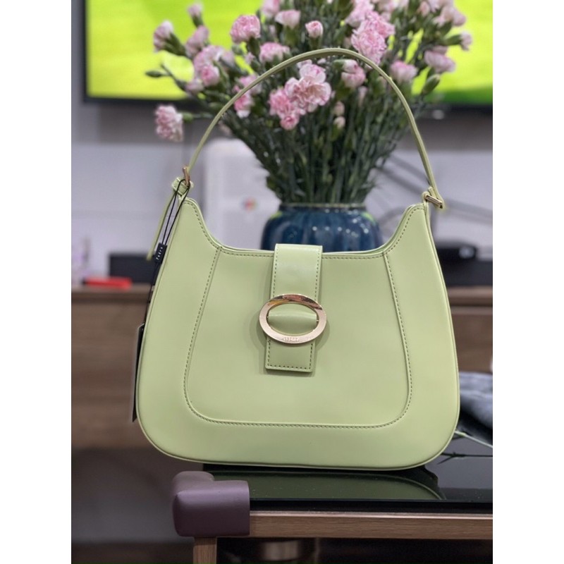 Túi Xách Nữ Kẹp Nách Dáng Oval Kèm Dây Đeo Chéo Tháo Dời Top Handle Bag With Oval Buckle