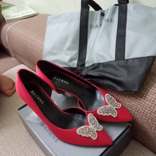 Giày cao gót daphne size 38 cao 7.5cm