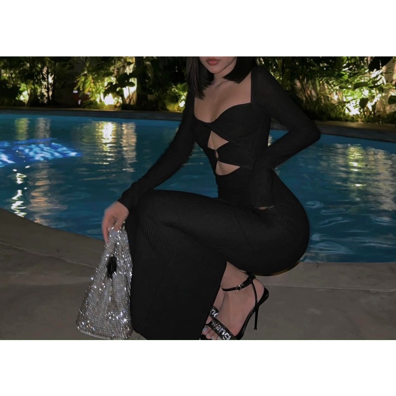 Đầm body tay dài xoắn ngực