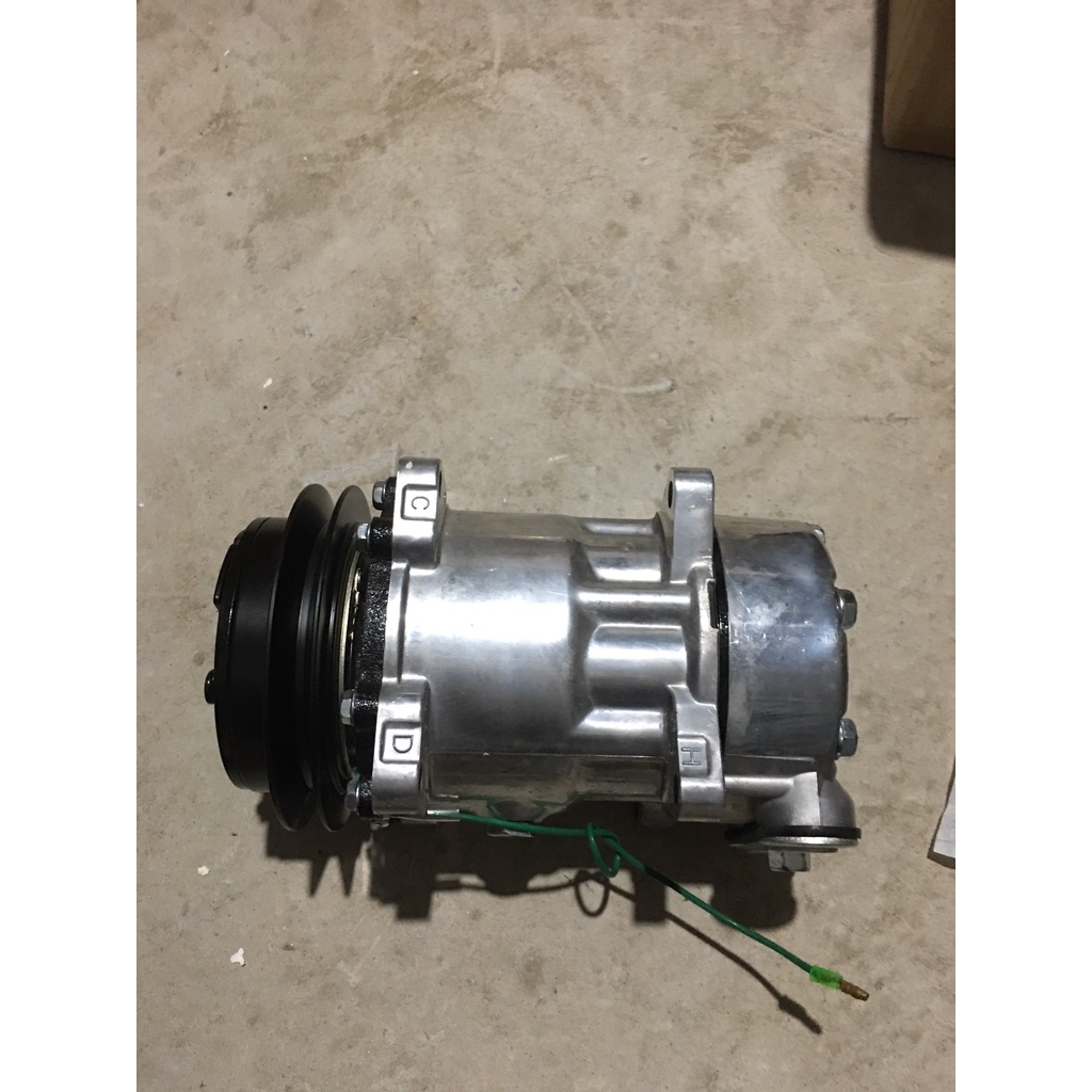 Lốc điều hoà DF 301 dùng cho xe Dongfong 8 tấn
