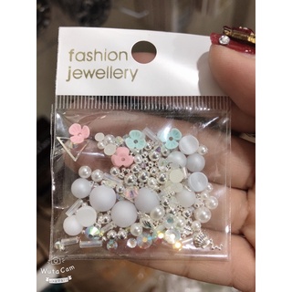 Sét phụ kiện nail đa dạng mẫu mã đủ set
