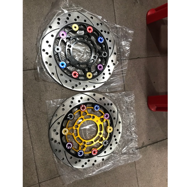 Dĩa 4 lổ cho các dòng xe ext 135 w si,,,,,, bembo đủ màu