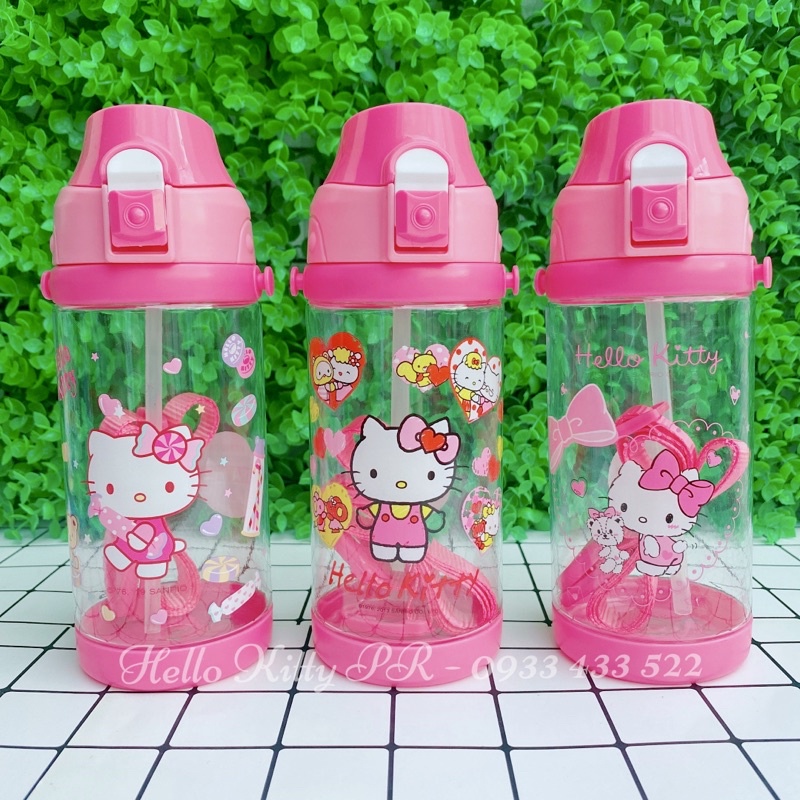 Bình nước 550ml có dây đeo Hello Kitty - Doremon Doraemon