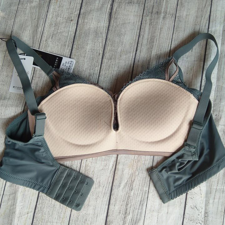 Bộ áo ngực đệm dày , Bộ đồ lót nữ không gọng đệm dày 303 không gian eva KGE