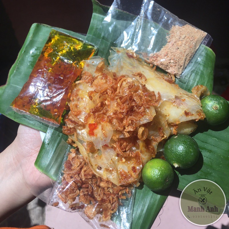 Bánh tráng sate ủ lá chuối