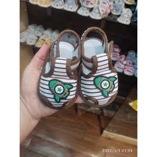 Dép tập đi cho bé