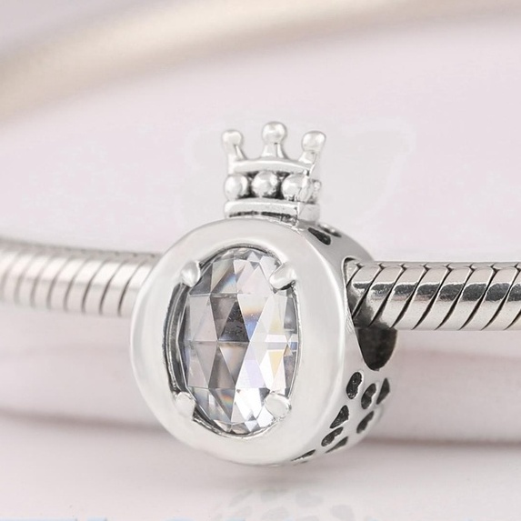Charm vương miện đính đá