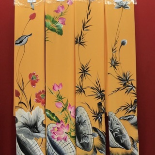 Áo dài vẽ tay trên nền hồng ngọc thái tuấn