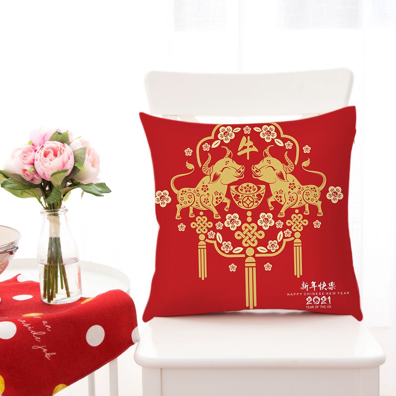 Vỏ bao gối hình vuông họa tiết đón chào năm mới kích thước 45x45 cm | BigBuy360 - bigbuy360.vn