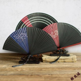 Quạt Xếp Bằng Tre Phong Cách Trung Hoa Cổ Điển Dành Cho Nam